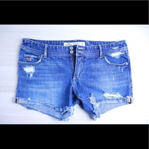 Hollister Jean Shorts!